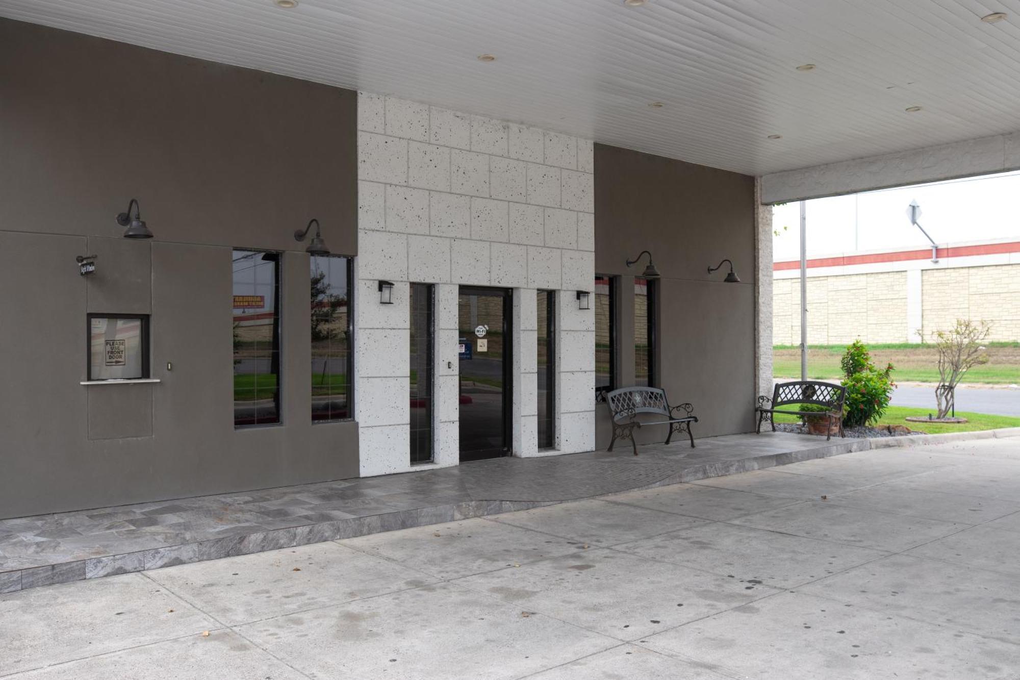 Americas Best Value Inn Harlingen Zewnętrze zdjęcie