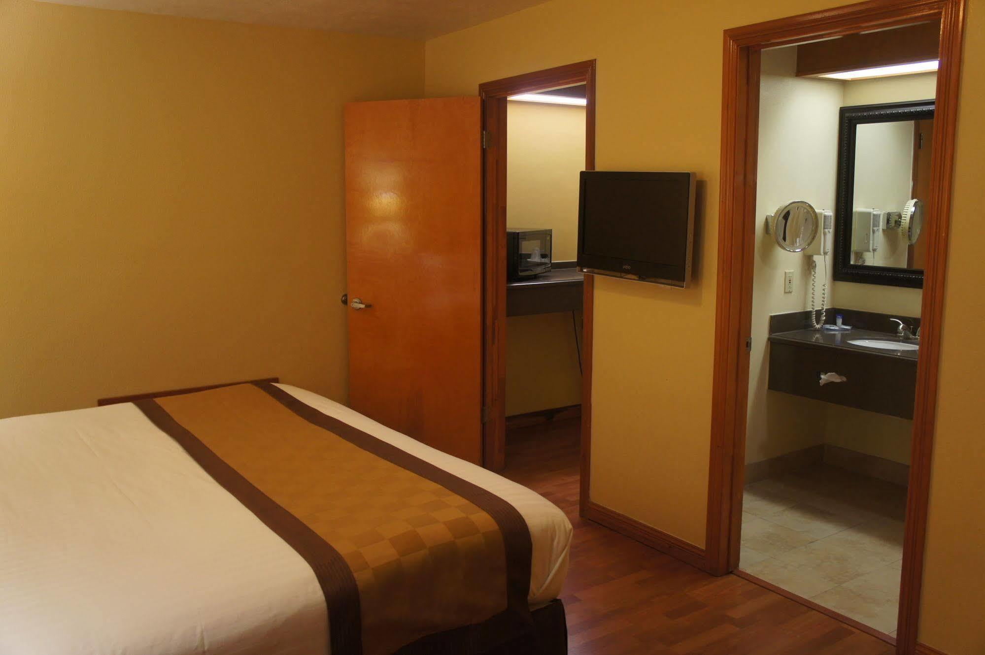 Americas Best Value Inn Harlingen Zewnętrze zdjęcie